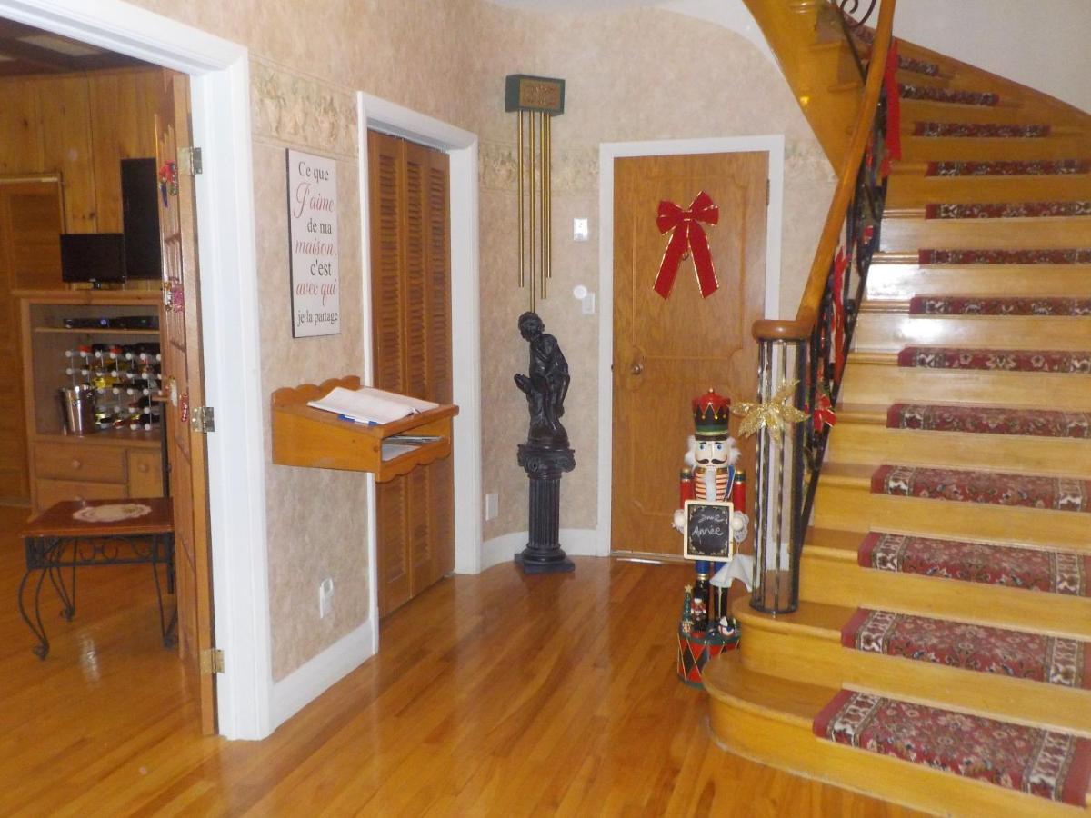 Gite Au P'Tit Manoir B&B Chicoutimi Dış mekan fotoğraf